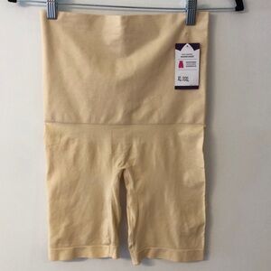 NWT Shapermint Empetua High waisted Shaper short